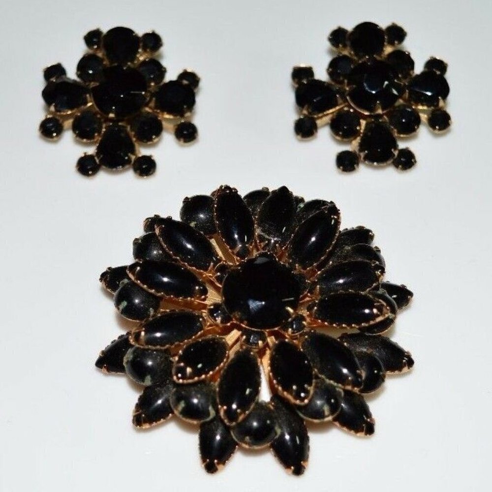 Gold Tone Large Black Glass Rhinestone Flower Set